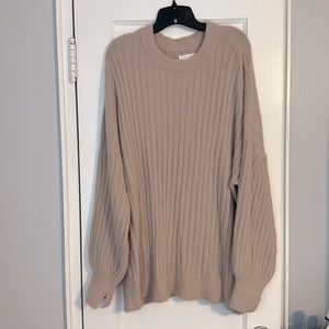 Super soft over sized loft sweater